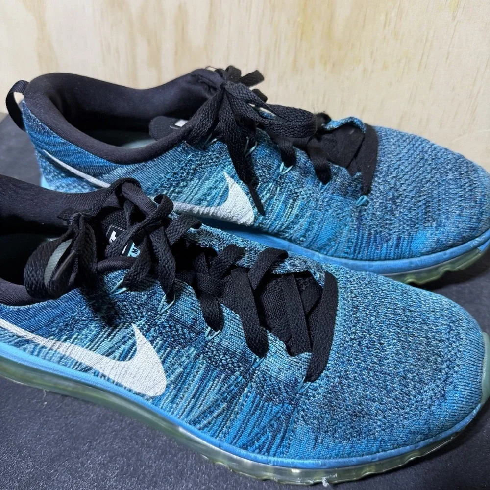 NIKE 2015 AIR MAX FLYKNIT BLUE LAGOON AND BLACK SIZE 11.5 MEN